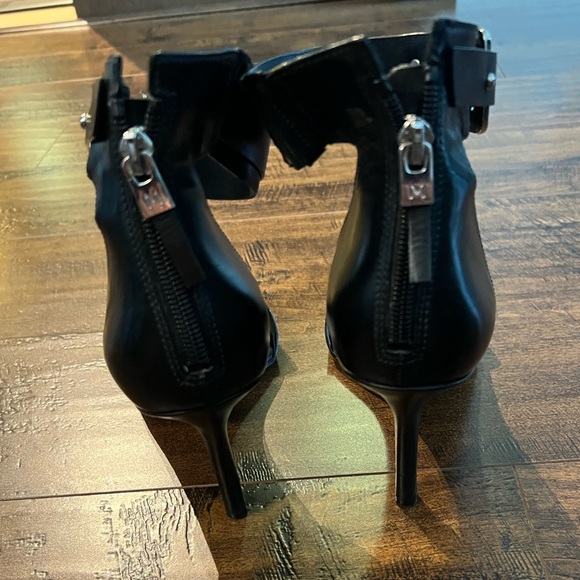 Marciano Black Pumps - Picture 5 of 5